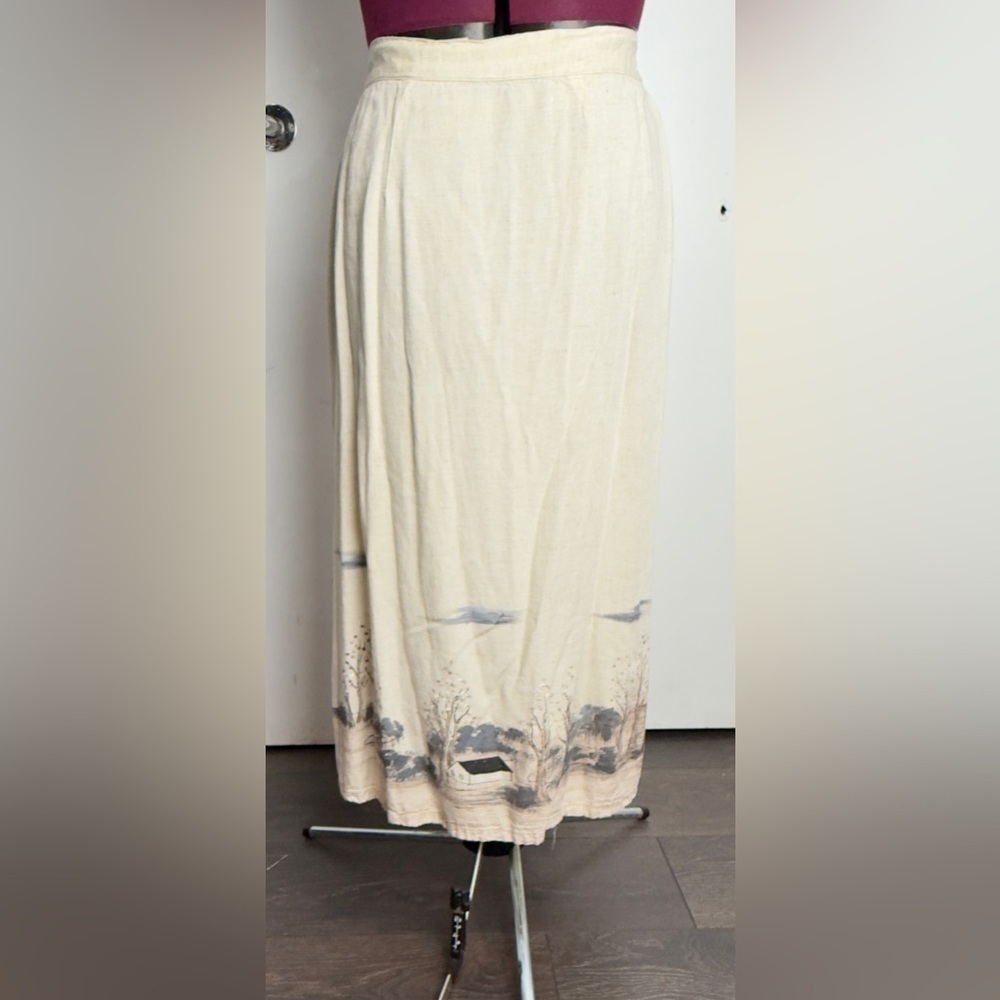 Elegant Cream Skirt